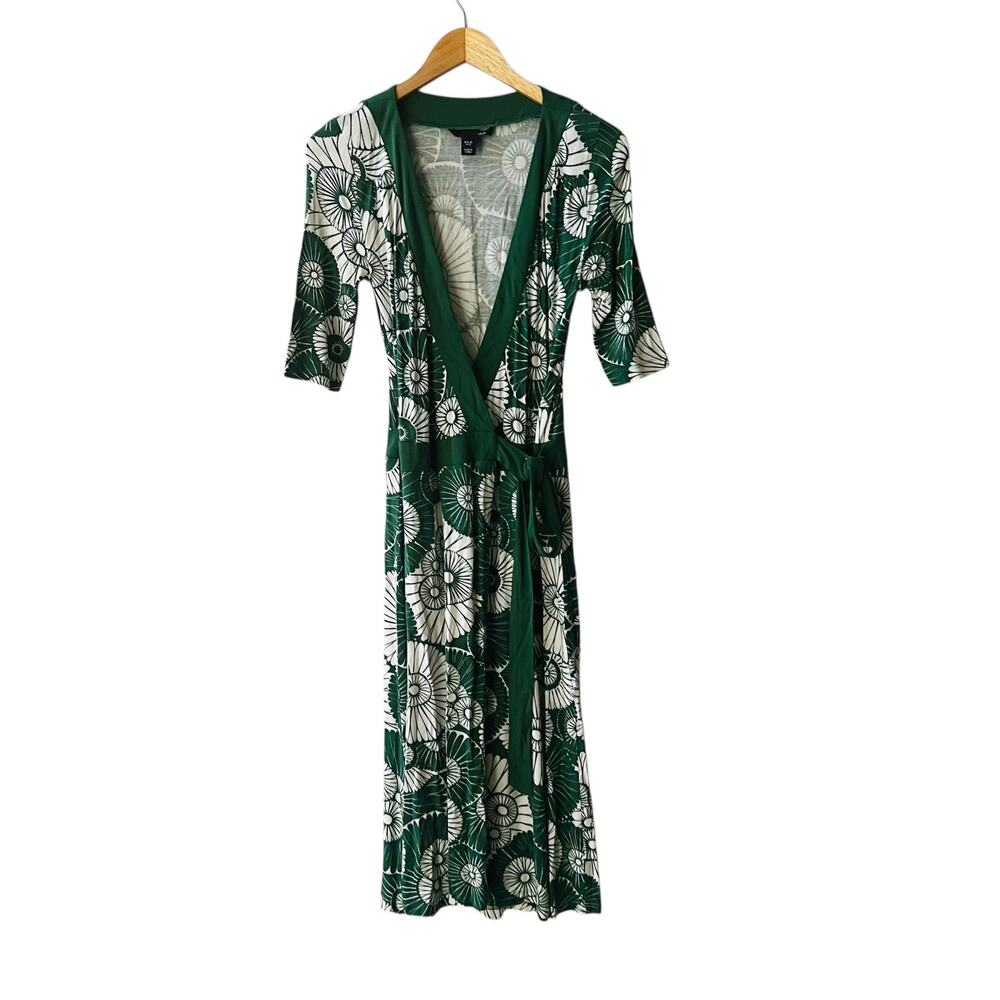 H&M Green Floral Three Quarter Sleeve Wrap Dress Size 6